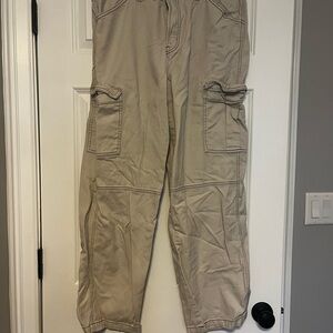 H&M Cargo Jeans in Beige/light gray